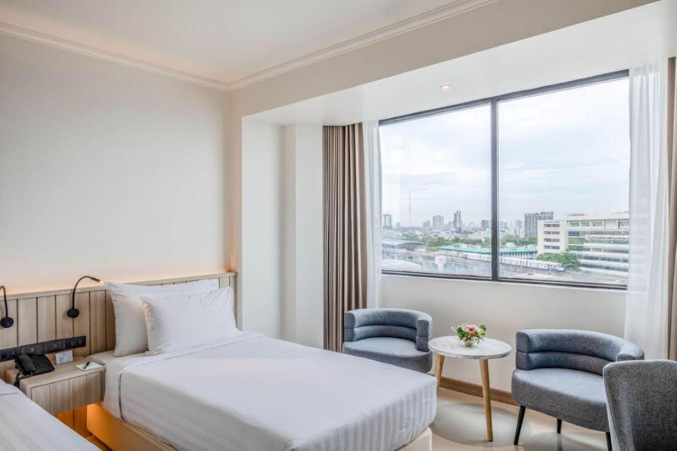 The Maruay Garden Hotel Bangkok Extérieur photo